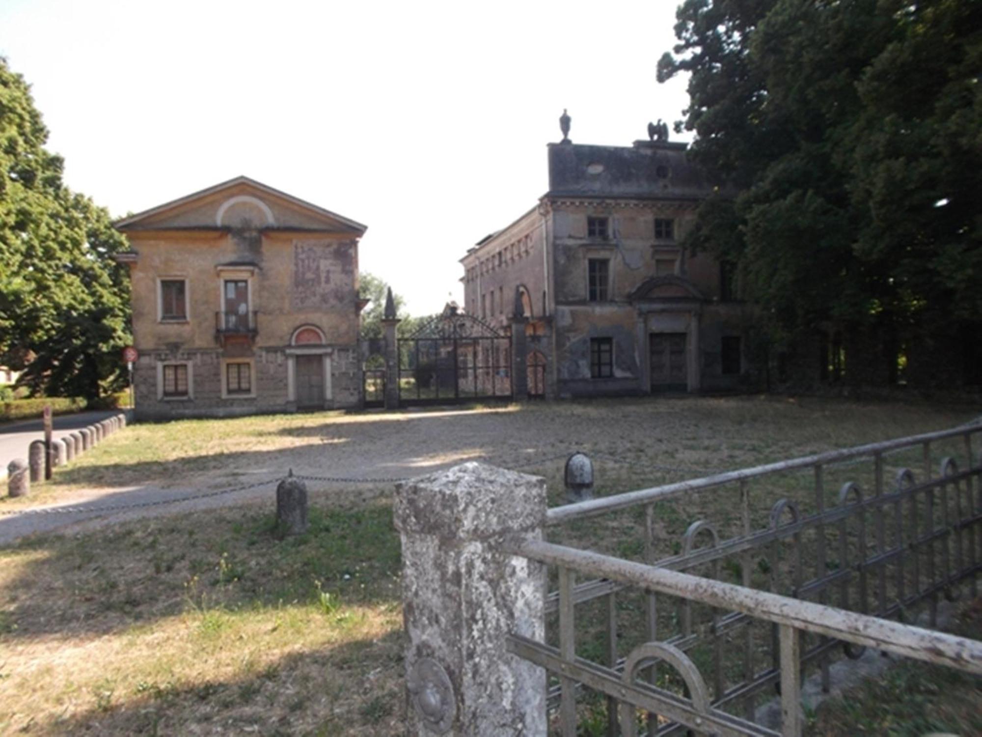 La Casa Di Edo Hotel Goito  Luaran gambar